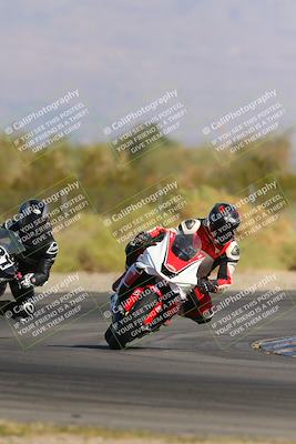 media/Nov-11-2023-SoCal Trackdays (Sat) [[efd63766ff]]/Turn 2 Set 2 (1145am)/